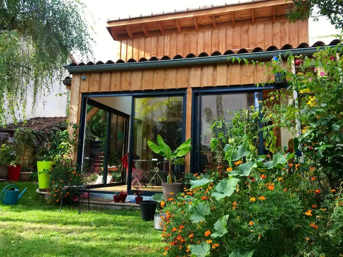 Chalet Cosy A Lamastre, Jardin Clos